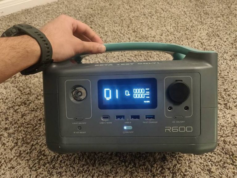 7 Best Portable CPAP Battery Backups (in 2023)