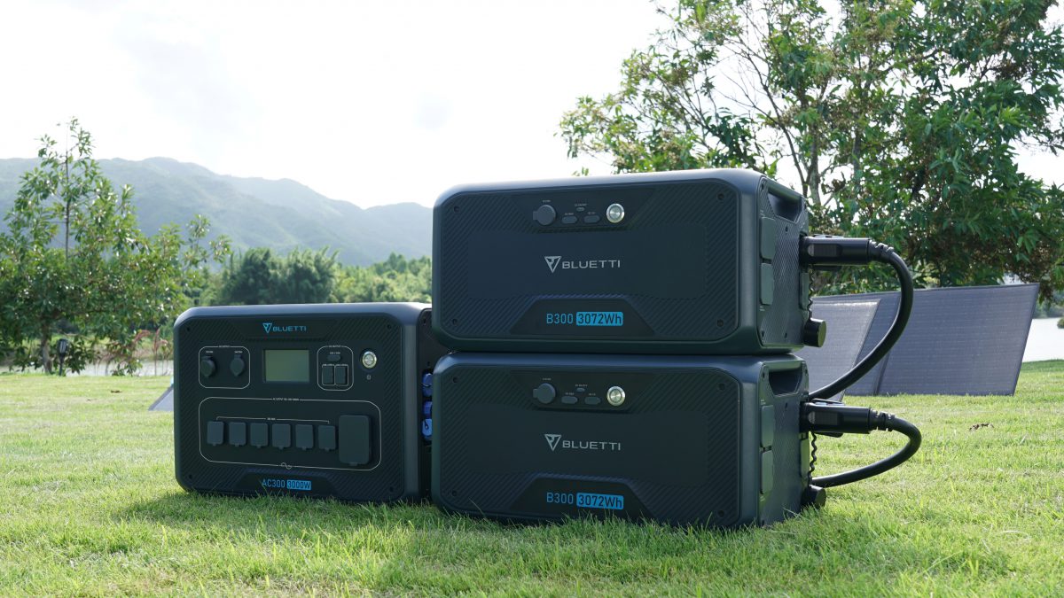 Christmas Deals on Portable Power Stations and Solar Panels