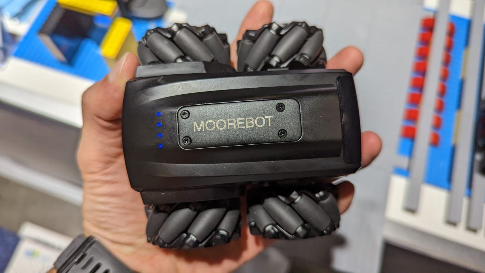 Moorebot Scout Tiny Ai Powered Bot Hands On Review
